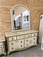 Dresser w/ Mirror