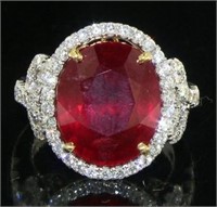 18kt Gold 12.10 ct Oval Ruby & Diamond Ring