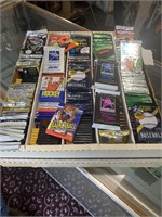 FLAT SEALED PACKS OF CARDS / WAX PACKS BATMAN 300+