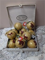 Keepsake Box with Brand New Xmas Balls