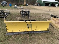 Skidsteer mount. 8' snow blade