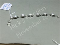 Pearl & silver bracelet