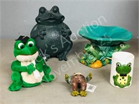 assorted collectable frogs