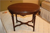 SMALL ANTIQUE OVAL TABLE--DAMAGED LEG