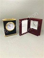 2 desk top quartz clocks