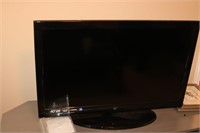 WESTINGHOUSE 40" FLATSCREEN TV  WITH REMOTE