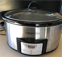 115 - CROCK POT