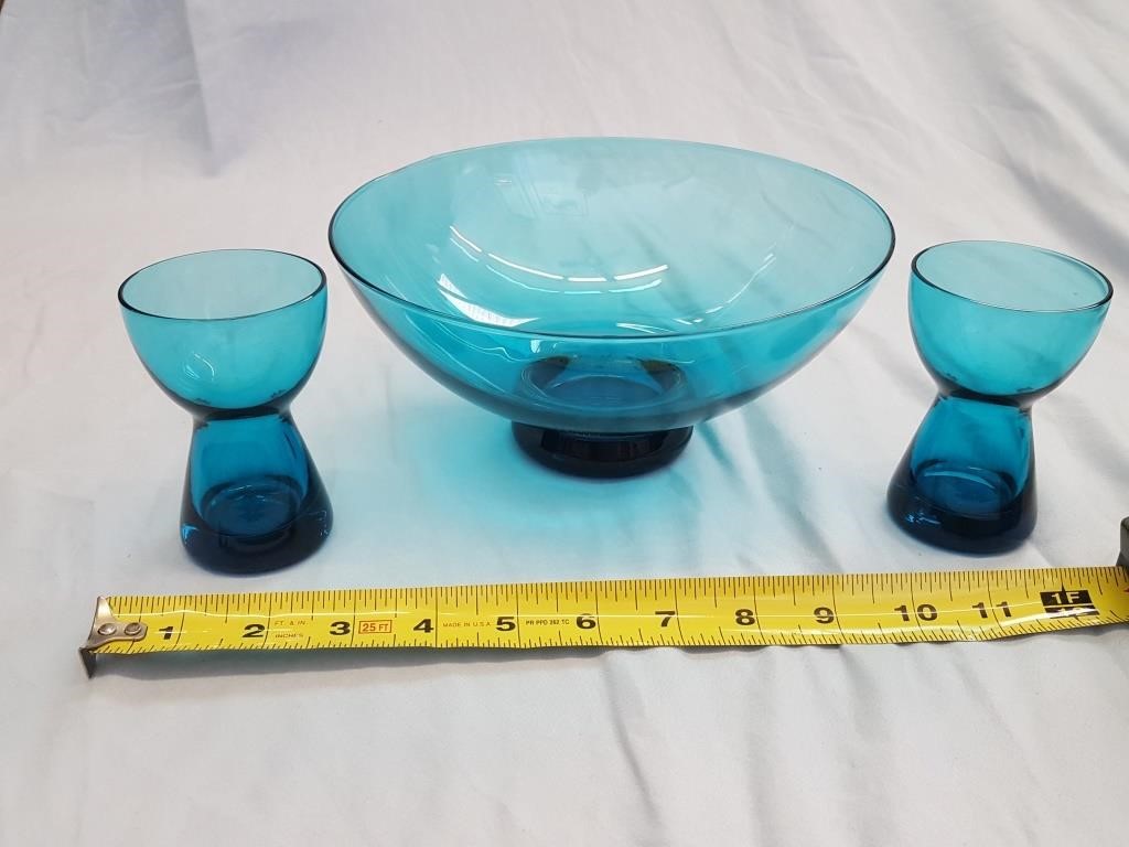 Estate & Glassware  Auction