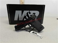New Smith & Wesson m&p shield EZ slide 9 mm with