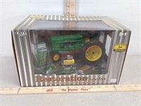 Ertl John Deere model 70 toy tractor