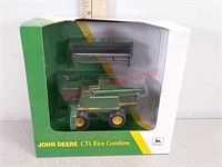 Ertl John Deere CTS toy rice combine