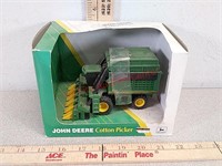Ertl John Deere toy cotton picker