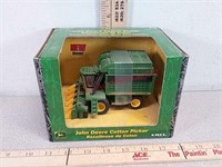 ERTL John Deere toy cotton picker