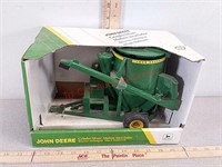 Ertl John Deere toy grinder mixer