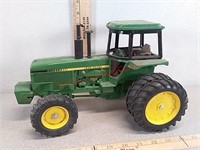 Ertl John Deere toy tractor
