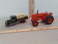 John Deere MI toy tractor & truck Bank-missing