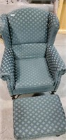 Green electric lift chair and matching foot s
