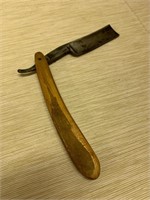 Vintage "Celebrated" Straight Razor