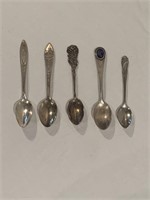 40g-4 Sterling Spoons & 1 Silver Plate