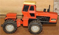 1:32 Allis Chalmers 8550 Tractor