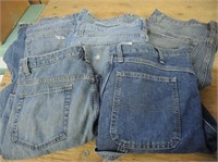 LEVIS JEANS AND MORE 36/32