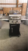 Char Broil Gas Grill.   damage /used