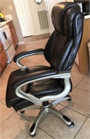 LEATHER OFFICE CHAIR