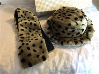 LADIES FAUX FUR HAT AND WRAP