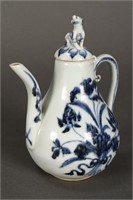 Chinese Qing Dynasty Petit Ewer and Cover,