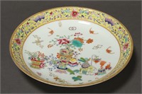 Good Chinese Famille Jaune Plate,