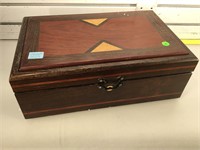 Mark Houston humidor, mixed hardwoods, very tight