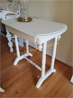 Trestle table w/drawer
