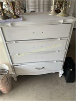 4-drawer chest