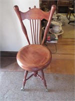 ball clawfoot organ stool chair