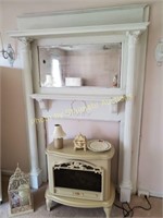 White fireplace mantle w/columns &  mirror