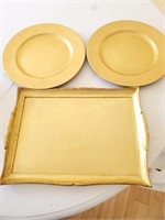 Gold-colored metal chaffing dish (no insert bowl)