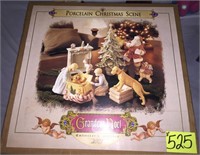 2001 Grandeur Noel porcelain Christmas scene
