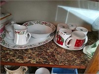 Christmas Dishes & Mugs