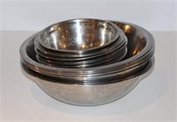 (18) 8" & 12" STAINLESS STEEL MIXING BOWLS