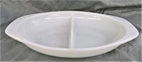 WHITE PYREX 1.5 QUART DIVIDED VEGETABLE DISH