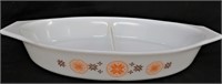 PYREX TOWN & COUNTRY DIVIDED SERVING DISH 1.5 QT