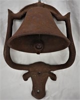 CAST IRON DINNER BELL *COW WITH HORNS