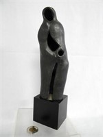 Bronze, José María Lizundia Artazu, #48/75, 9 1/2"