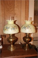 2 Brass Aladdin Lamps with Floral Decorated