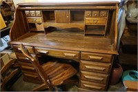 Oak Veneer Roll Top Desk & Chair w/7 Drawers