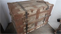Antique Trunk-Leather handles are brittle & rusted