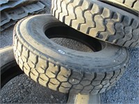 Firestone 11 R 22.5 Tire