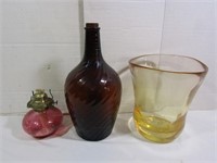 2 Glass Vases & Oil Lamp Base