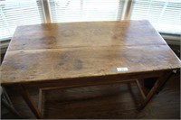 WOODEN TABLE - RUSTIC  47WX24DX26H