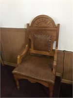 Vintage Oak Church Pulpit Bishop Pastor's Chair